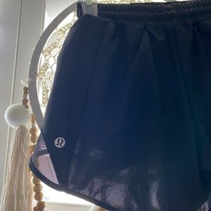 Lululemon Hotty Hot Short ll